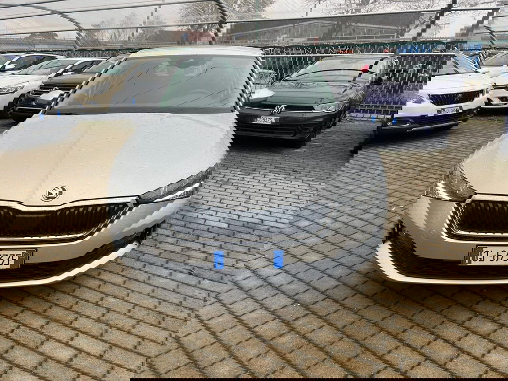 Skoda Scala usata a Milano (2)