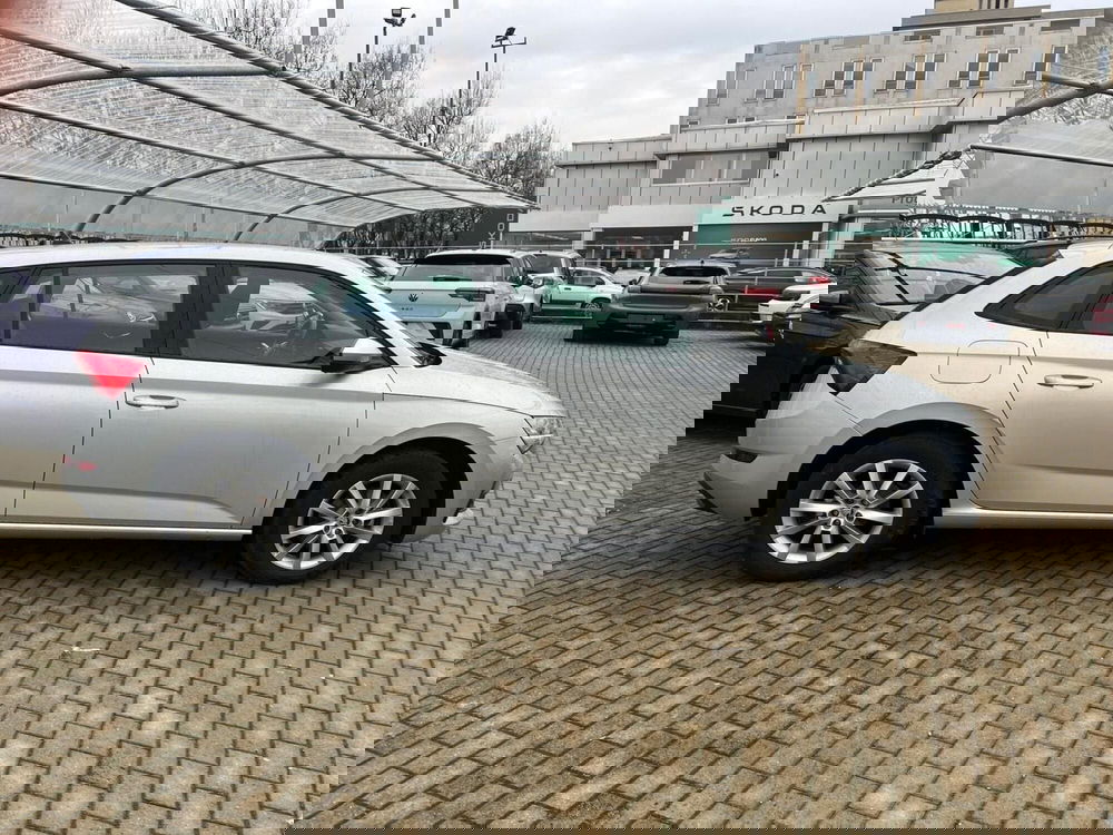 Skoda Scala usata a Milano (4)