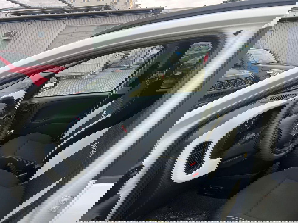 Fiat Panda Cross usata a Milano (12)