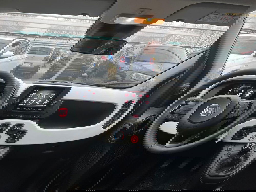 Fiat Panda Cross usata a Milano (16)