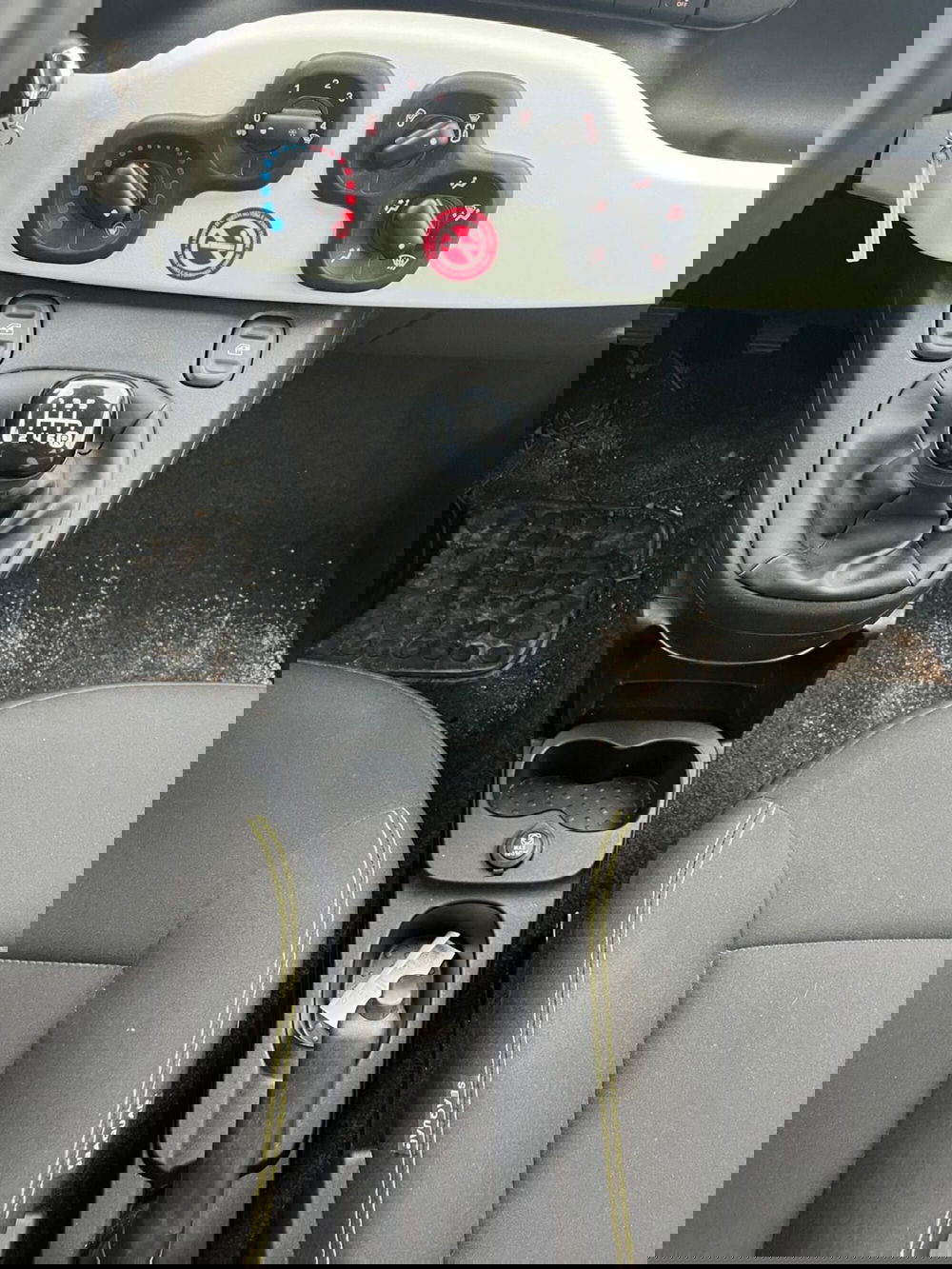 Fiat Panda Cross usata a Milano (18)