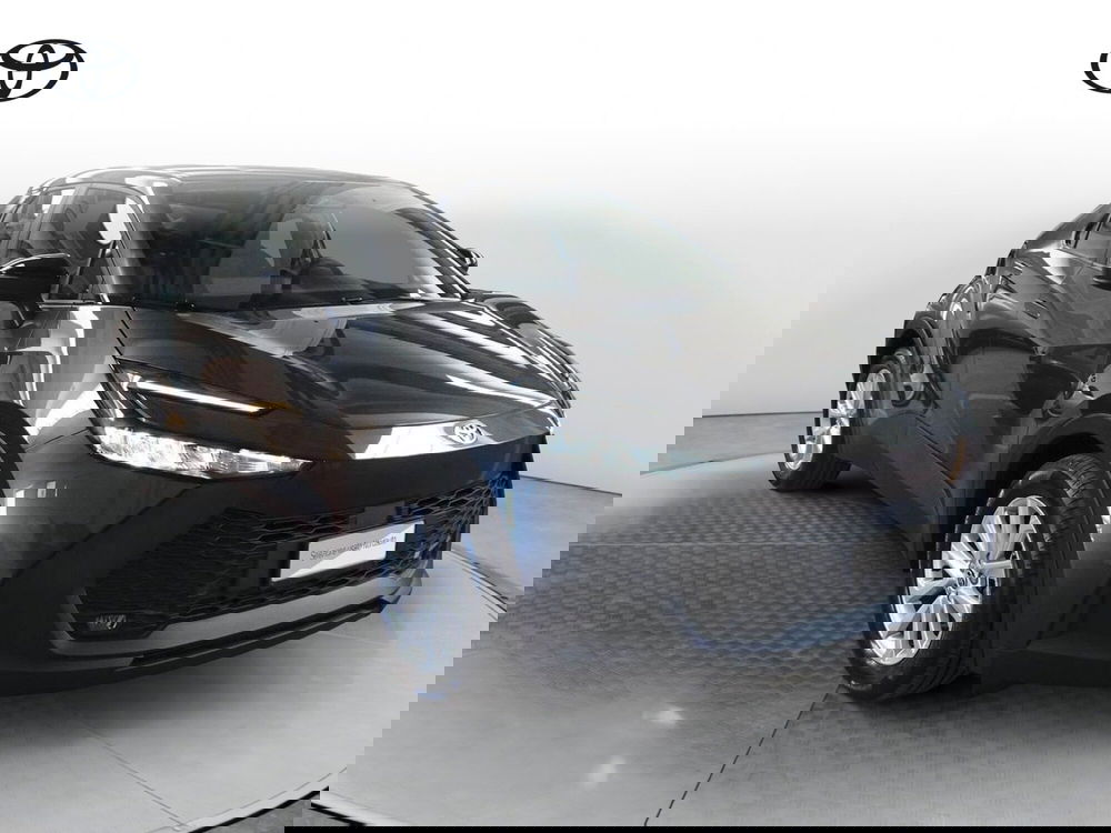 Toyota Toyota C-HR nuova a Treviso (3)