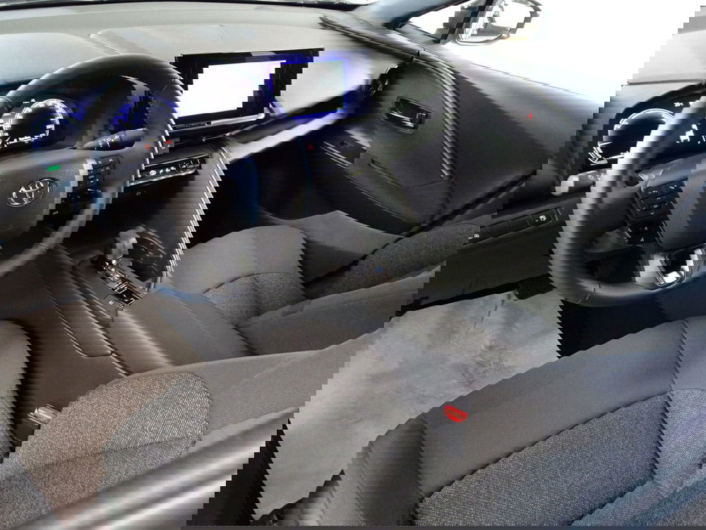 Toyota Toyota C-HR nuova a Treviso (8)