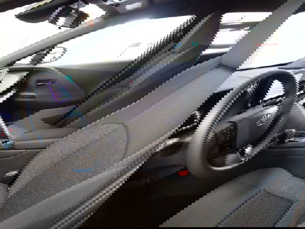 Toyota Toyota C-HR nuova a Treviso (9)