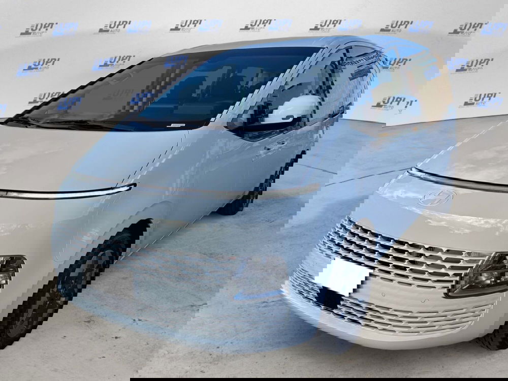 Hyundai Staria nuova a Lucca