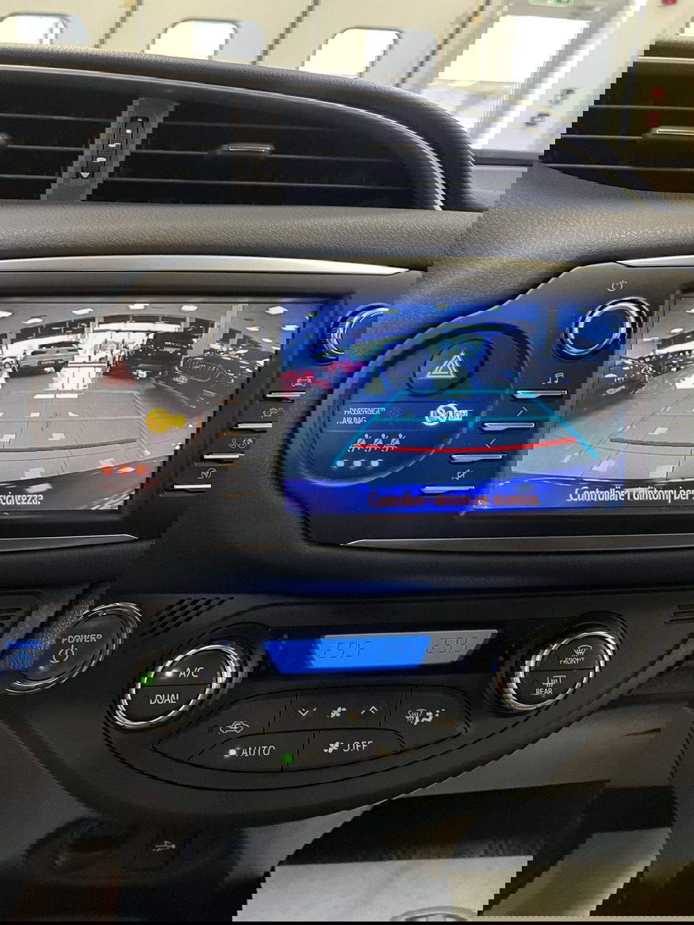 Toyota Yaris usata a Prato (13)