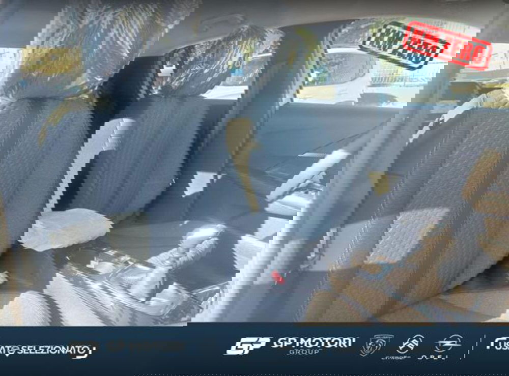 Peugeot 208 nuova a Caserta (6)