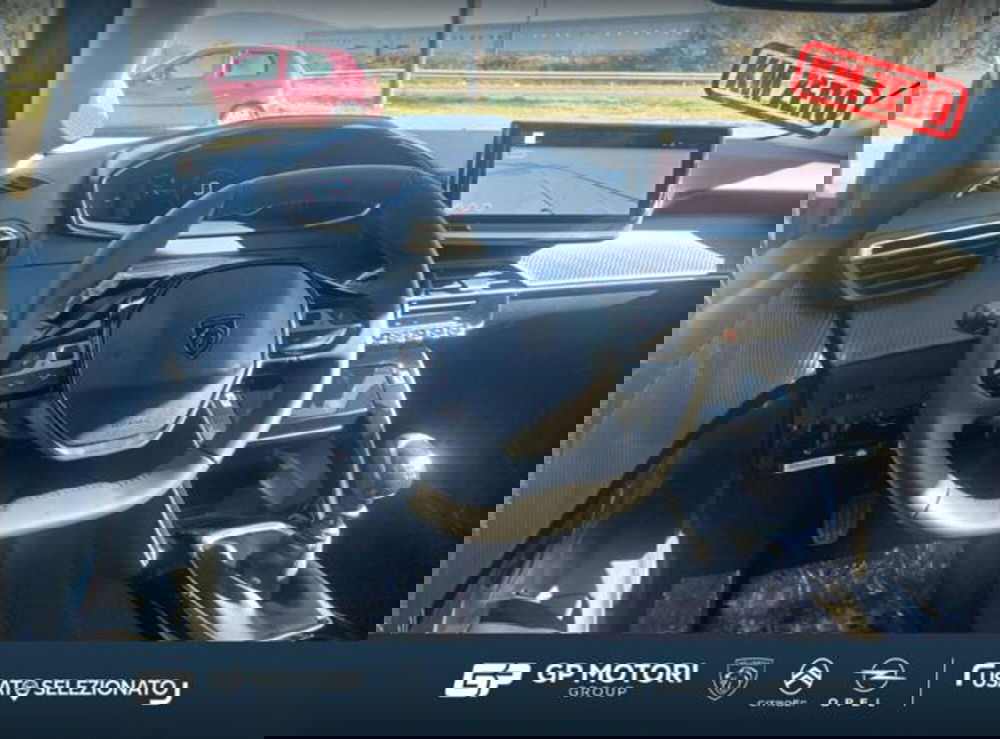 Peugeot 208 nuova a Caserta (8)