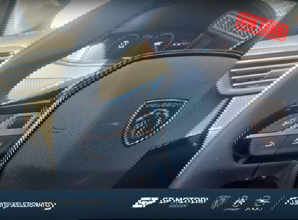 Peugeot 208 nuova a Caserta (10)