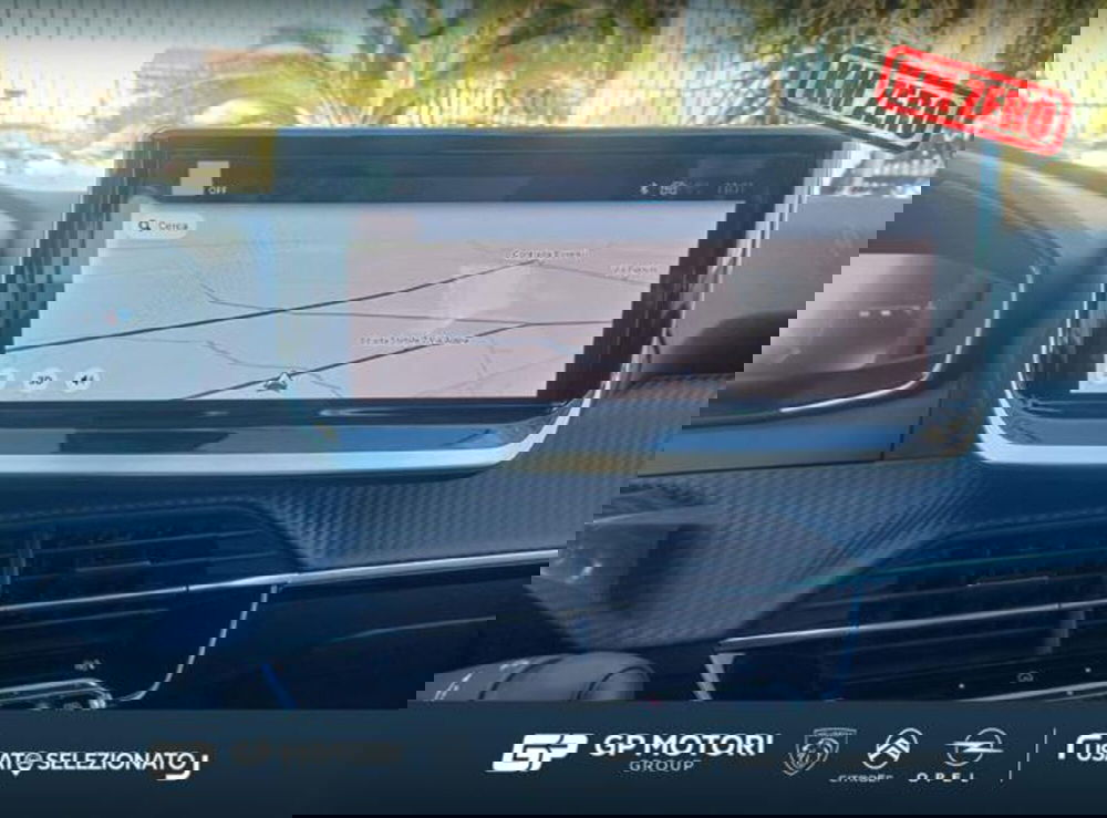 Peugeot 208 nuova a Caserta (13)