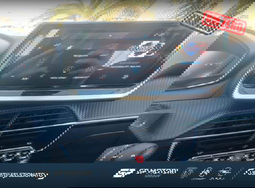 Peugeot 208 nuova a Caserta (12)