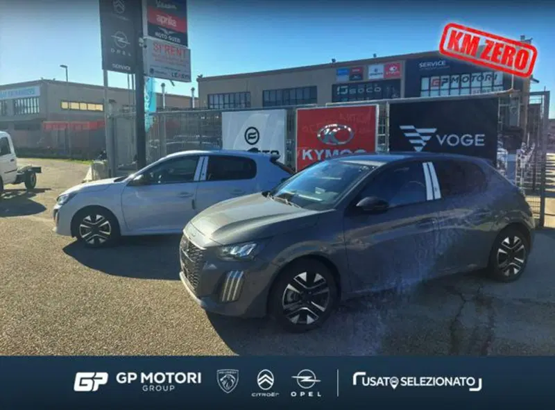 Peugeot 208 nuova a Caserta (4)