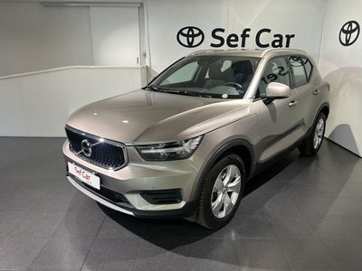 Volvo XC40 B4 AWD automatico Core del 2022 usata a Milano