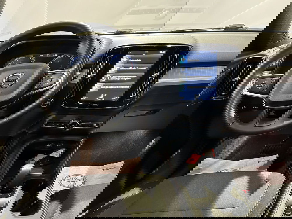 Volvo XC40 usata a Milano (10)