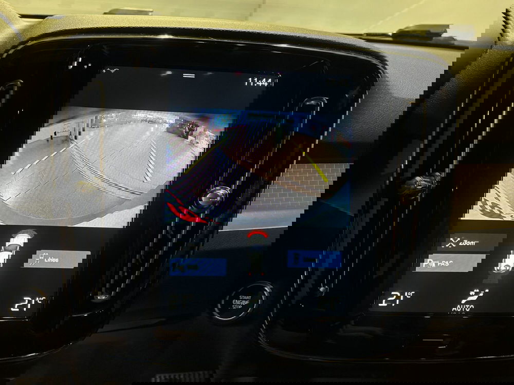 Volvo XC40 usata a Milano (16)