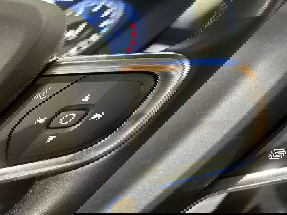 Volvo XC40 usata a Milano (19)