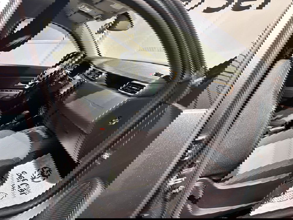 Dacia Duster usata a Milano (15)