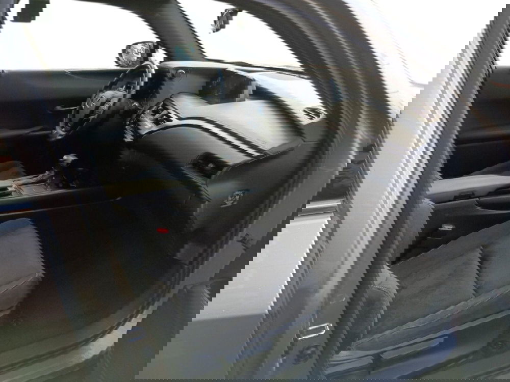 Lexus UX usata a Milano (7)