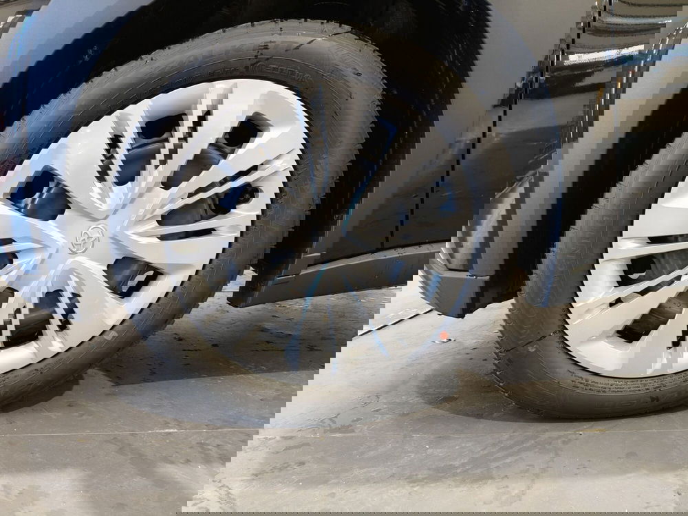 Toyota Aygo X nuova a Roma (17)