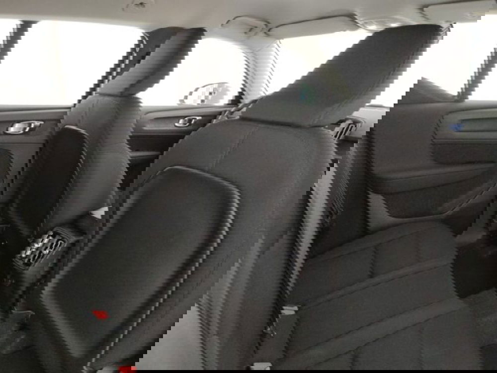 Volvo XC40 nuova a Modena (11)