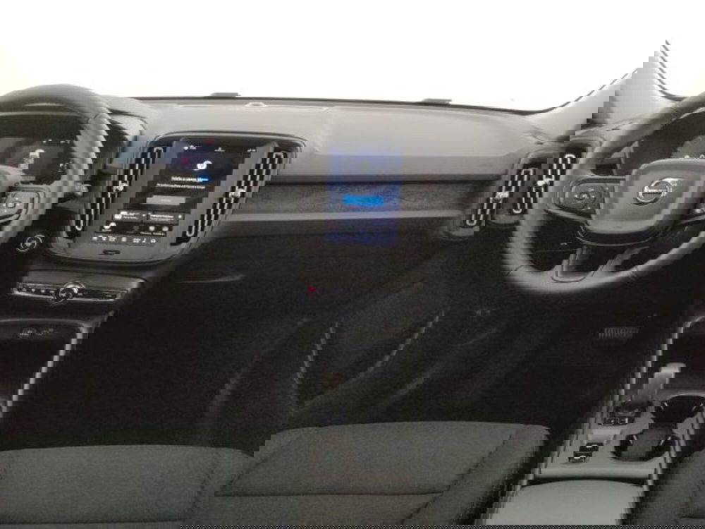 Volvo XC40 nuova a Modena (13)