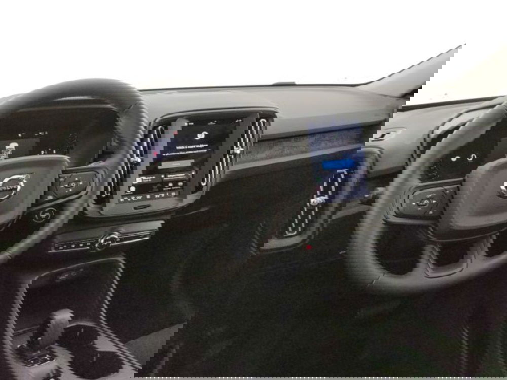 Volvo XC40 nuova a Modena (14)