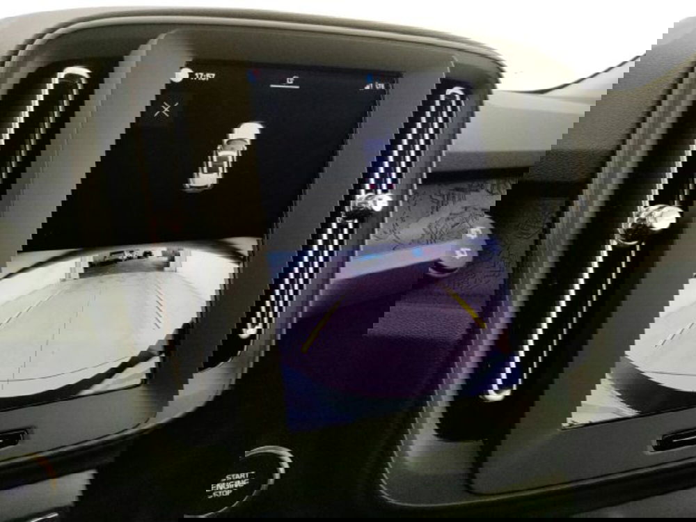 Volvo XC40 nuova a Modena (18)