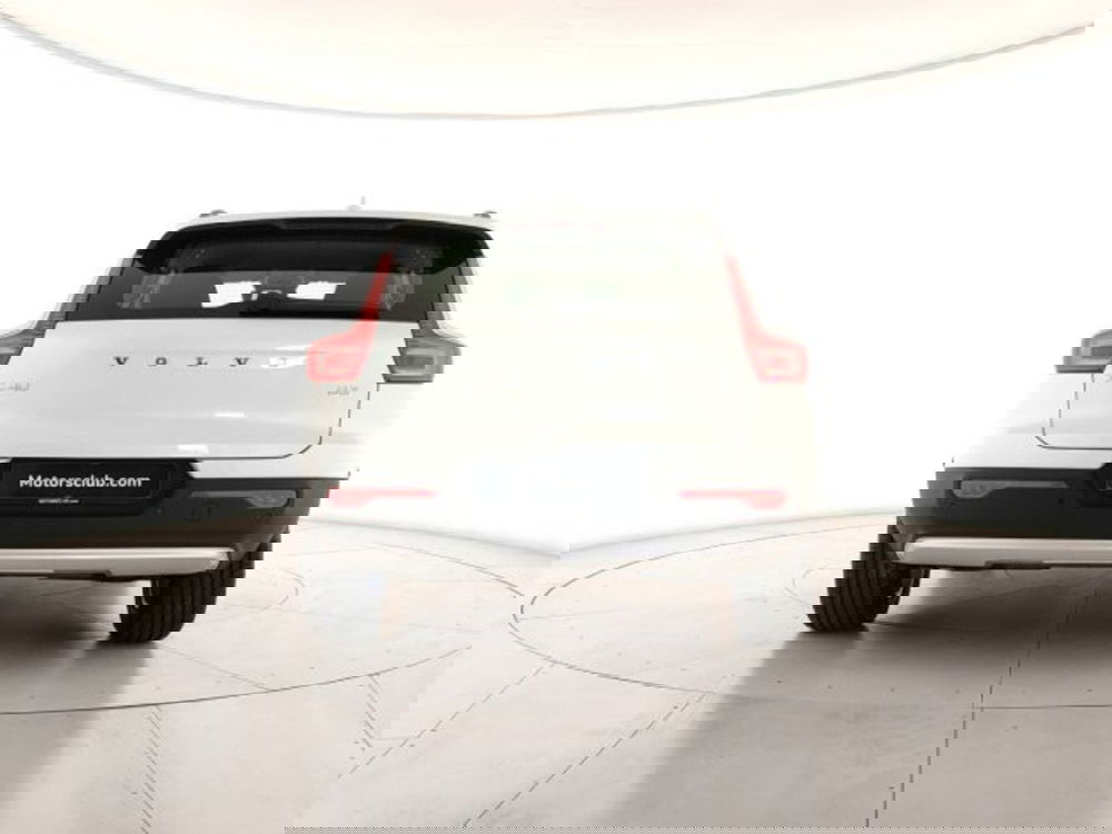 Volvo XC40 nuova a Modena (4)