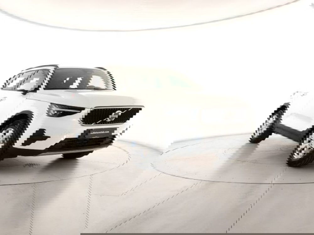 Volvo XC40 nuova a Modena (7)