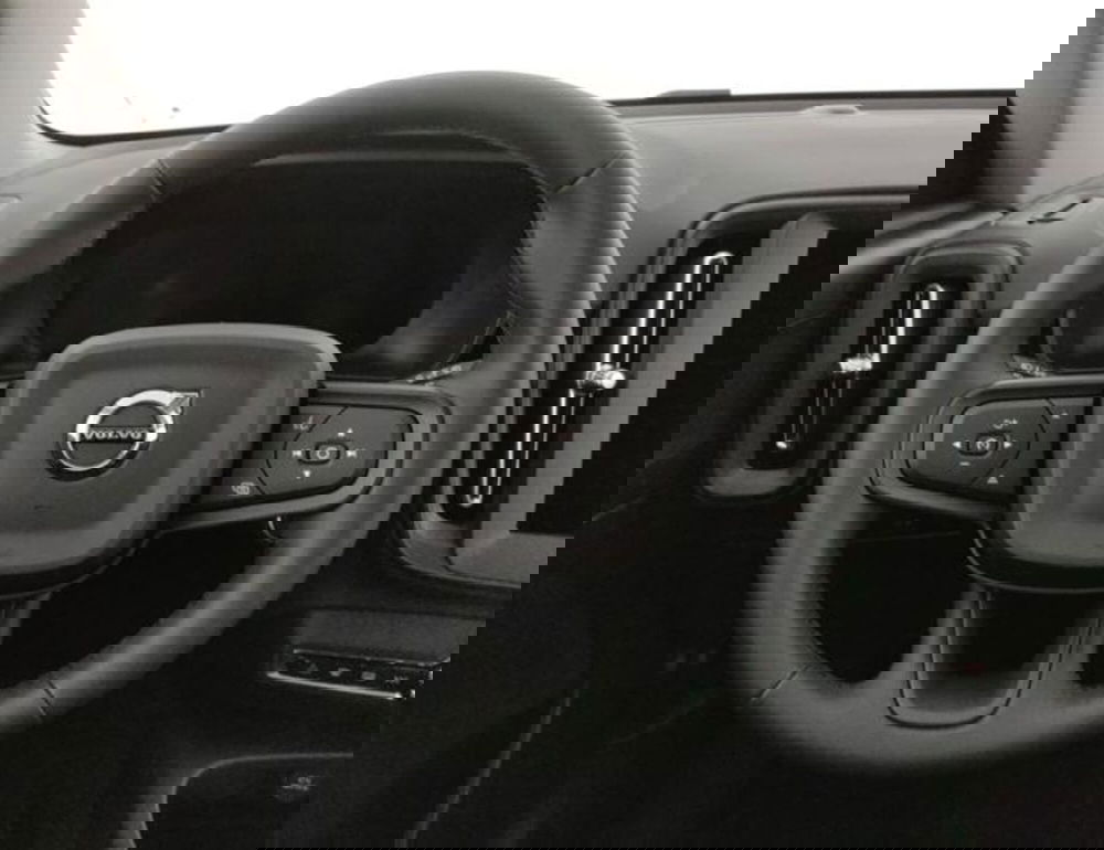 Volvo XC40 nuova a Modena (12)