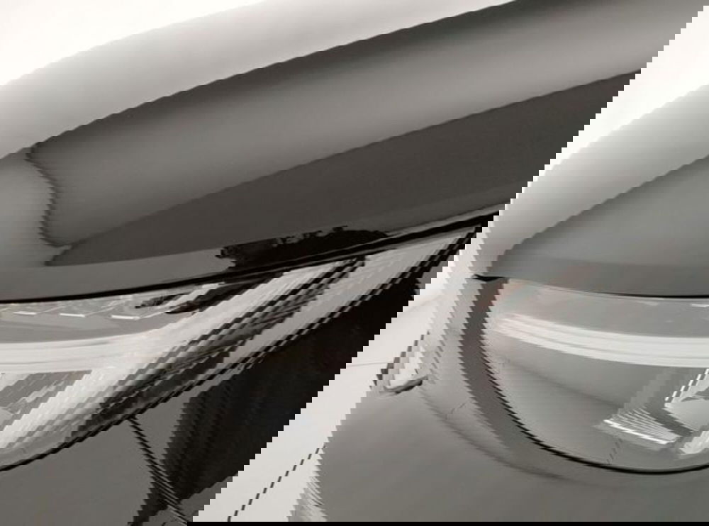 Volvo XC40 nuova a Modena (17)