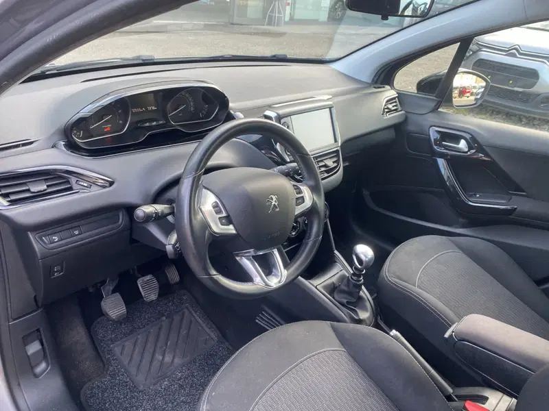 Peugeot 208 usata a Bologna (13)