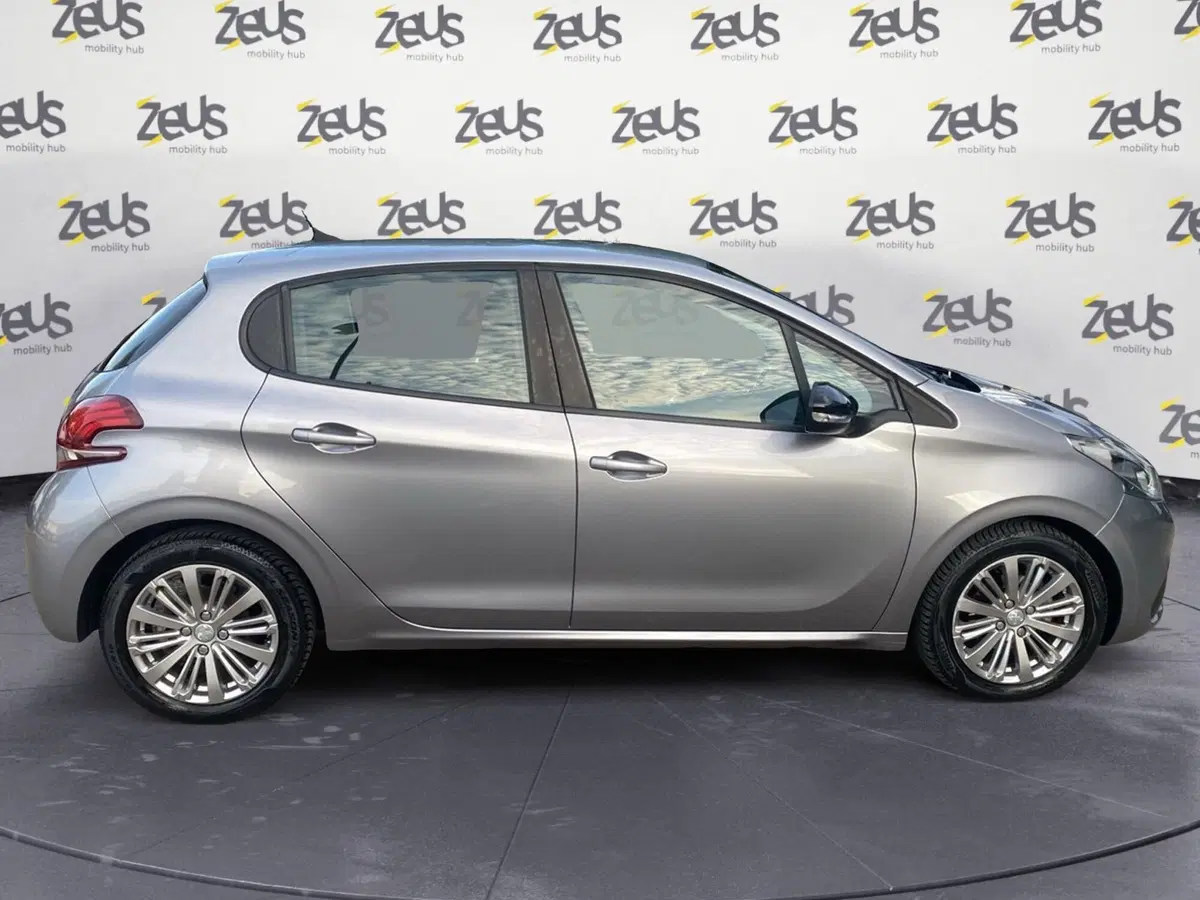 Peugeot 208 usata a Bologna (7)