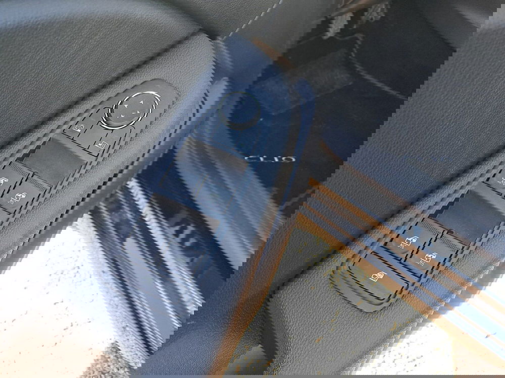 Renault Clio usata a Bologna (18)