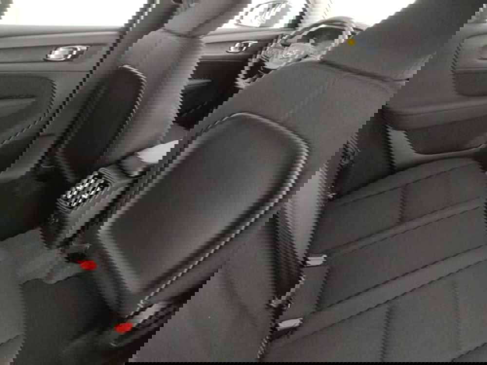Volvo XC40 nuova a Modena (10)