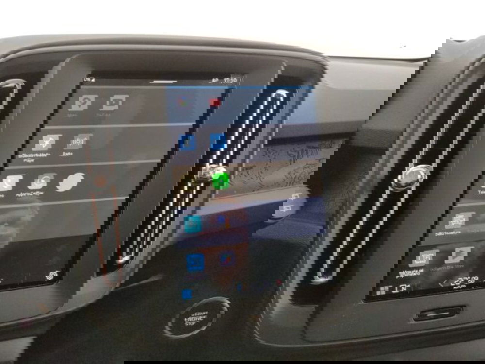 Volvo XC40 nuova a Modena (15)