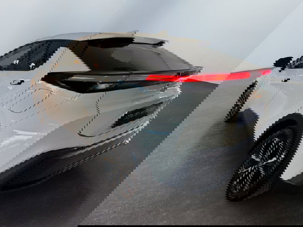 Toyota Toyota C-HR usata a Modena (8)