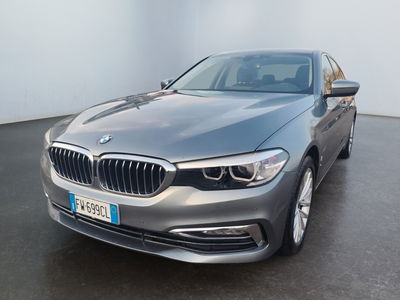 BMW Serie 5 530e Luxury del 2019 usata a Modena
