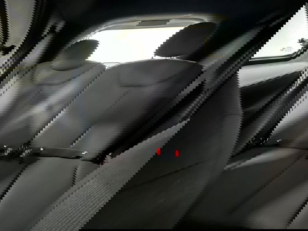 Toyota Aygo X nuova a Modena (12)