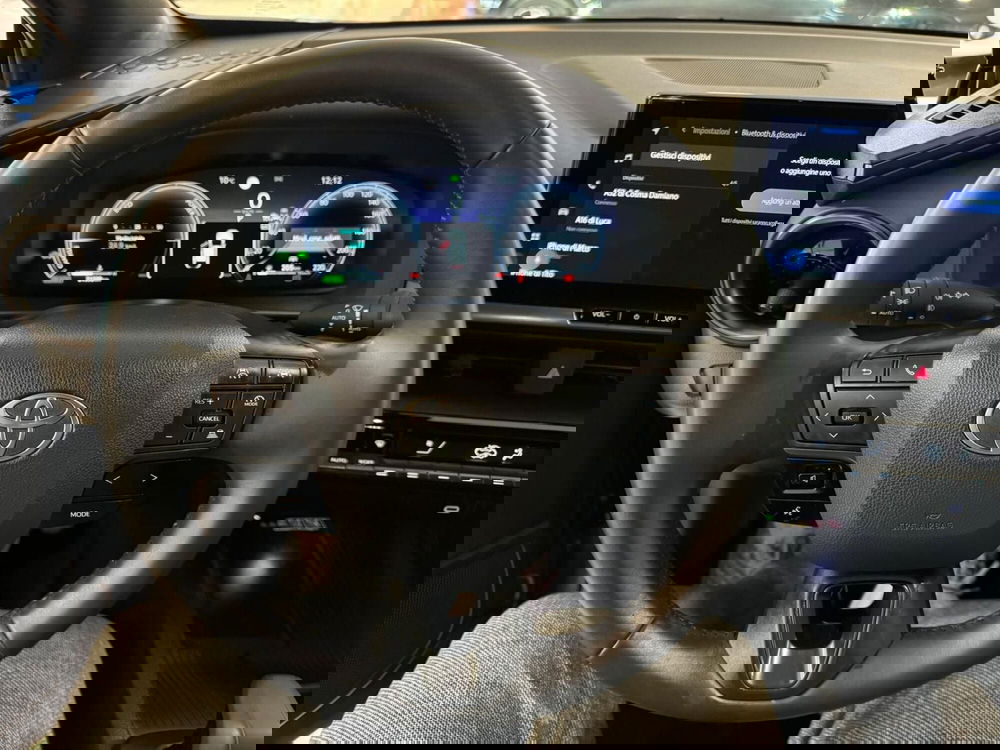 Toyota Toyota C-HR usata a Bologna (11)