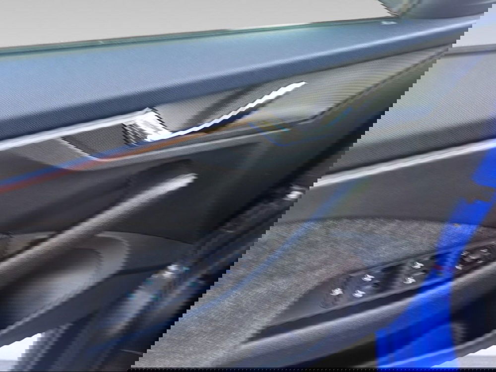 Skoda Kamiq usata a Livorno (13)