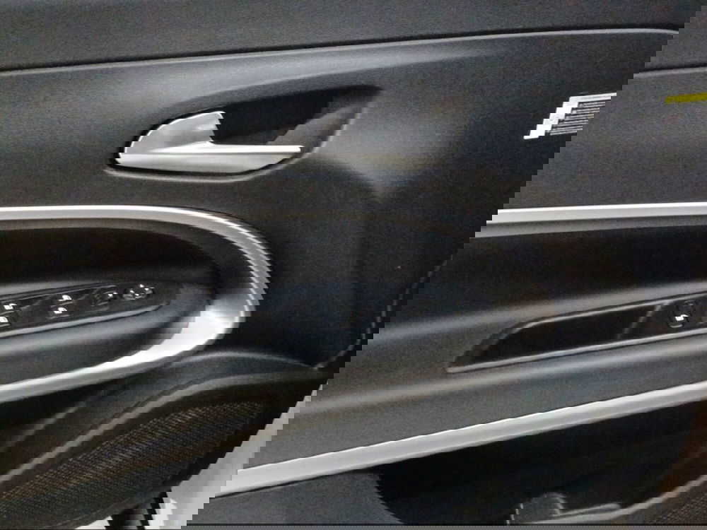 Jeep Avenger usata a Siena (17)