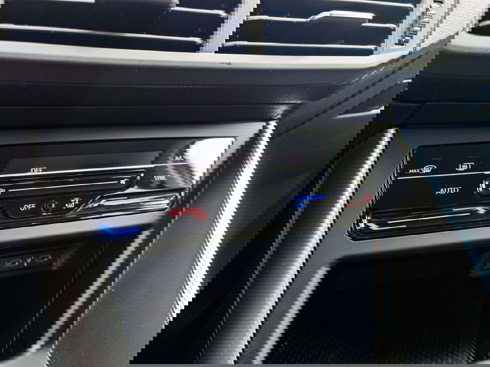 Volkswagen Taigo usata a Palermo (15)