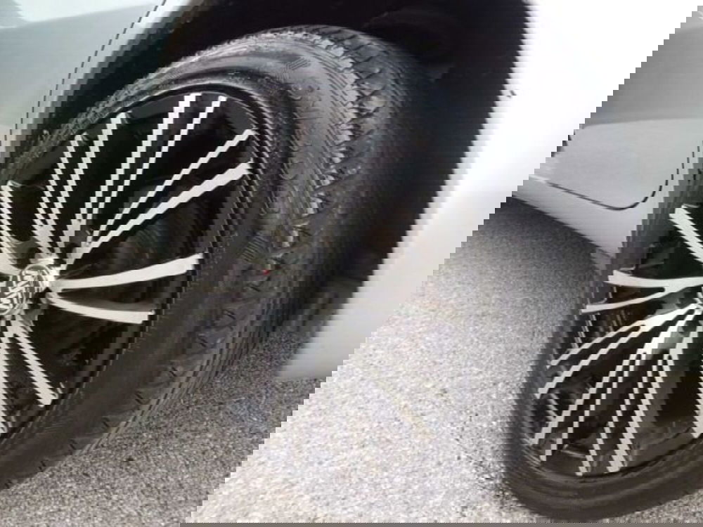 Alfa Romeo 147 usata a Pordenone (13)