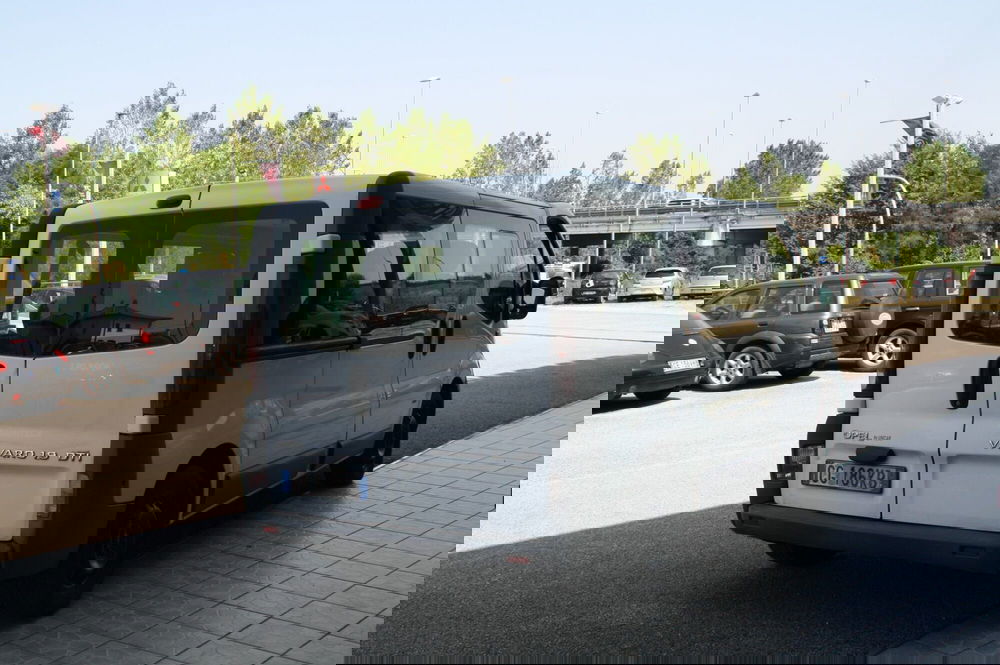 Opel Vivaro Furgone usata a Pordenone (4)