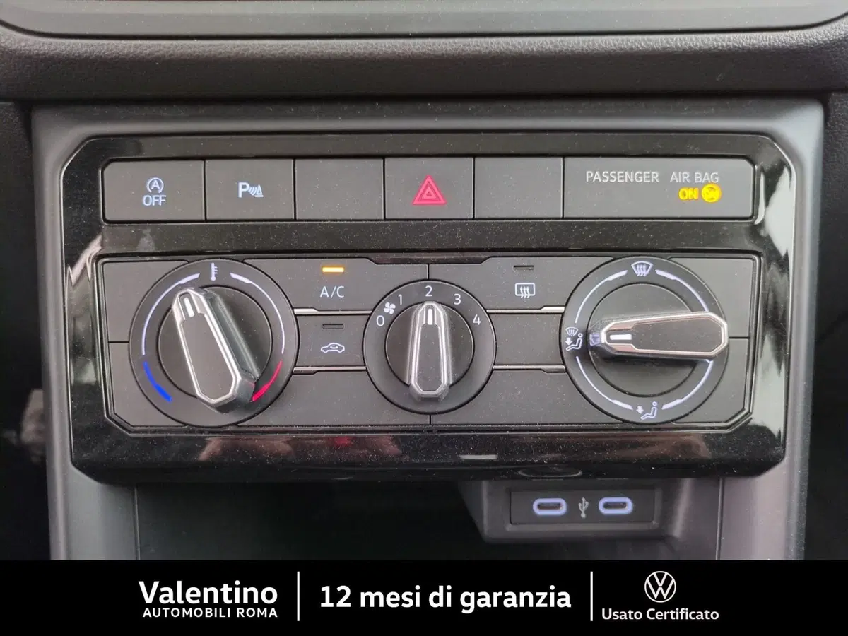 Volkswagen T-Cross usata a Roma (16)