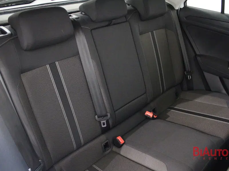 Volkswagen T-Roc usata a Firenze (7)