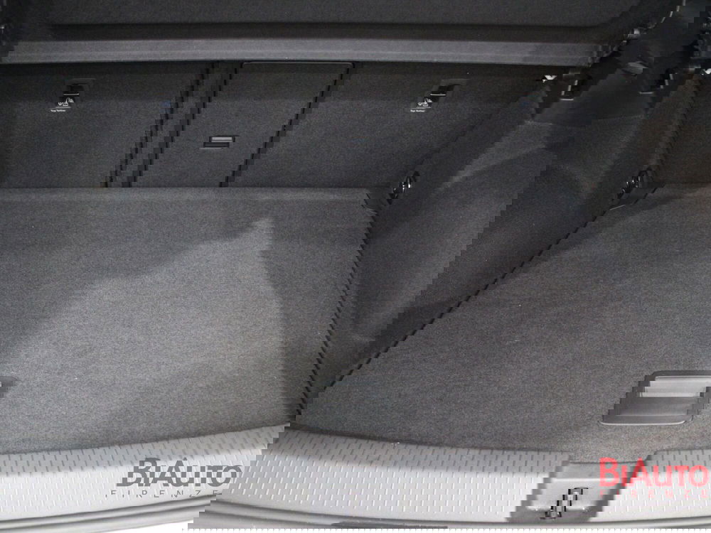 Volkswagen T-Roc usata a Firenze (8)