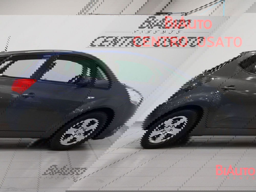 Kia Venga usata a Firenze (16)