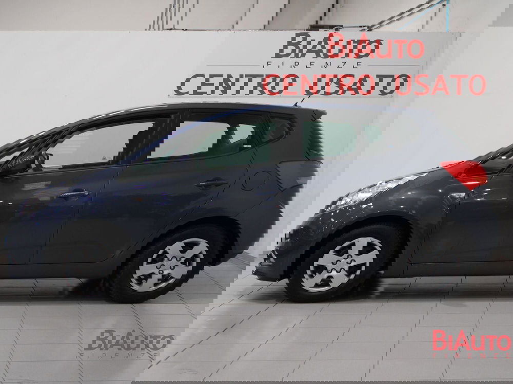 Kia Venga usata a Firenze (17)